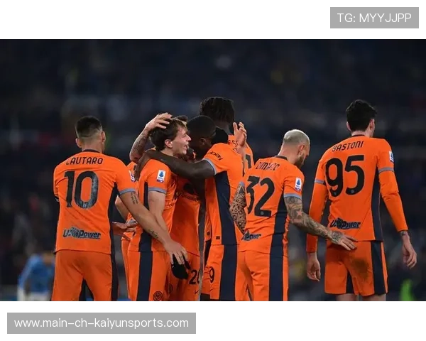 劳塔罗禁区前沿回敲，巴雷拉跟进重炮轰门得手